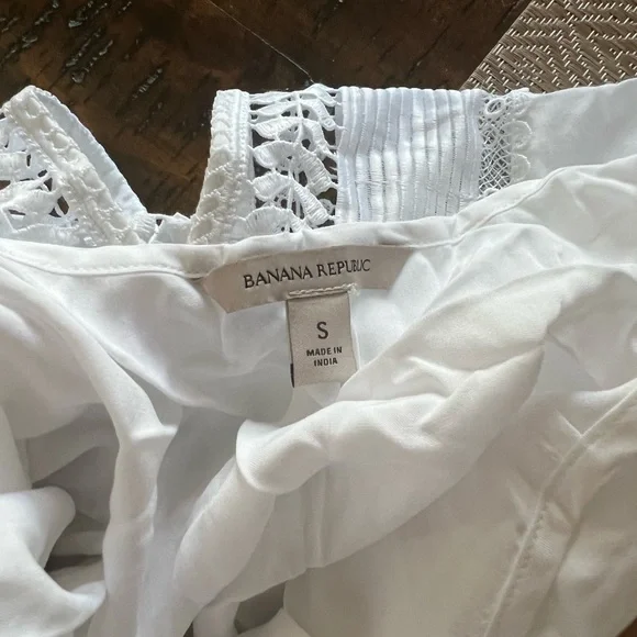 Banana Republic AURIENE LACE
MAXI DRESS - Picture 13 of 13